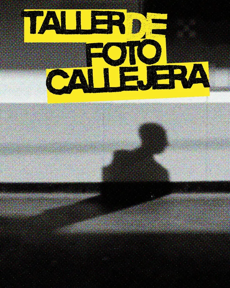 Cartel del taller de foto callejera: la silueta de una persona sentada, en blanco y negro con mucho grano.